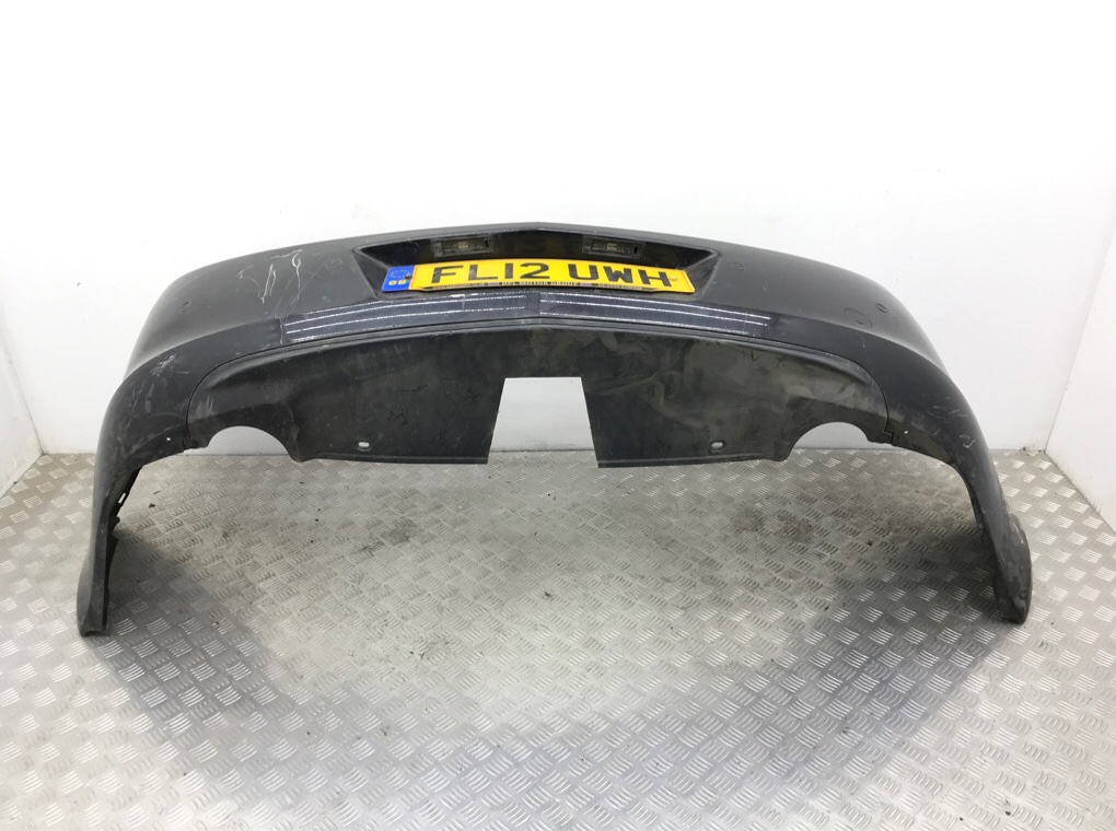 Бампер задний бу для Opel Insignia  2.0 CDTi,  2012 г.