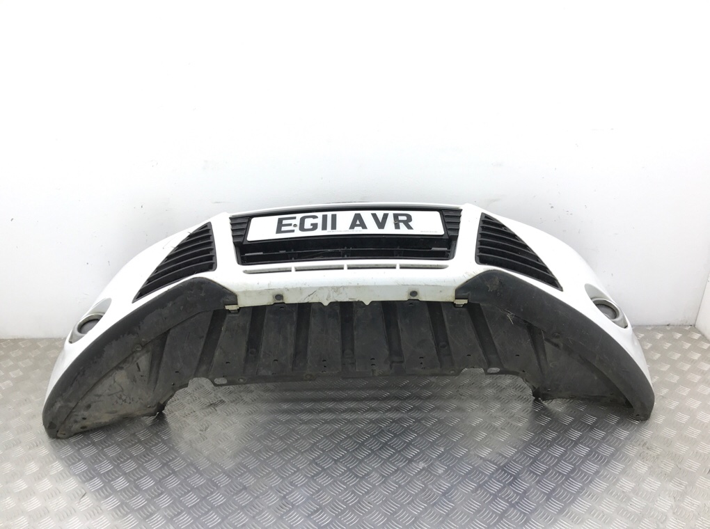 Бампер передний бу для Ford Focus 3 1.6 TDCi,  2011 г.