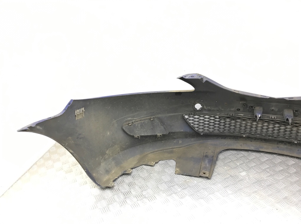 Бампер передний бу для Mazda 6  1 1.8 i,  2005 г.