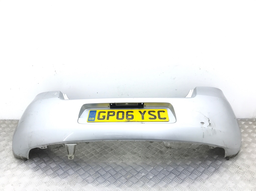 Бампер задний бу для Toyota Yaris XP9 1.4 TD,  2006 г.