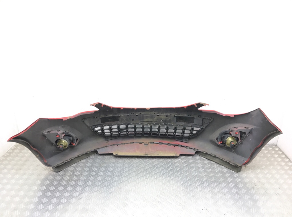 Бампер передний бу для Opel Corsa D 1.4 i,  2012 г.