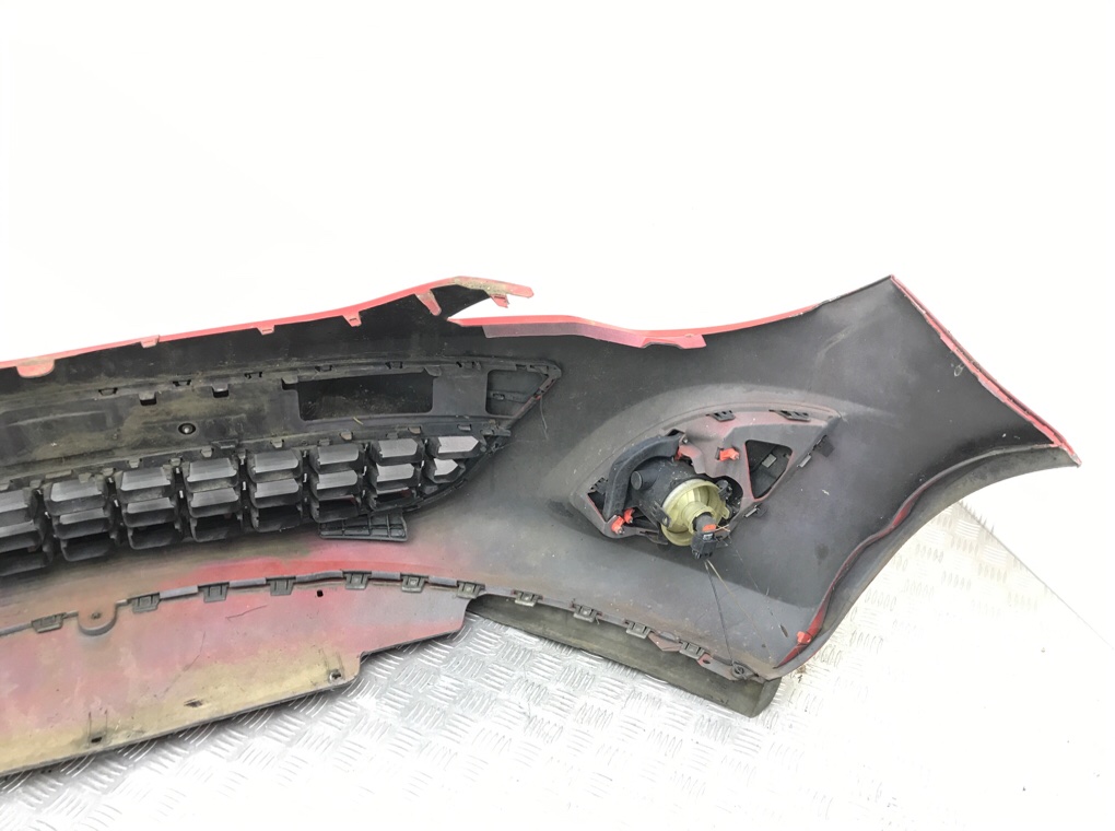 Бампер передний бу для Opel Corsa D 1.4 i,  2012 г.