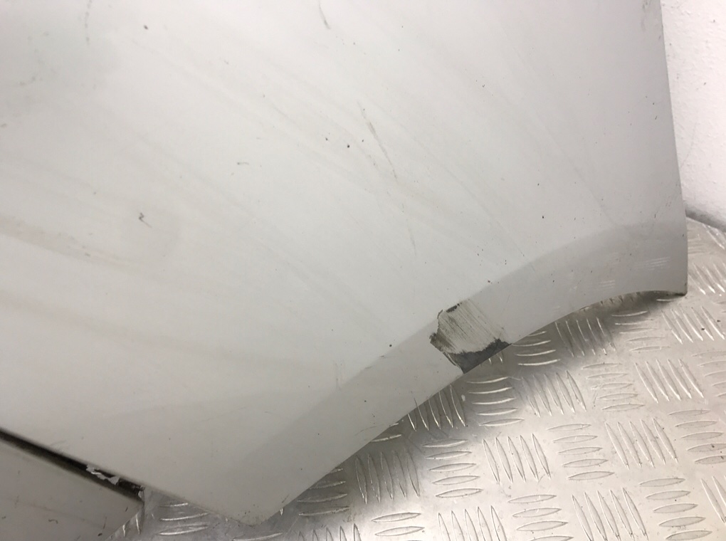 Бампер задний бу для Renault Laguna 3 2.0 DCi,  2010 г.