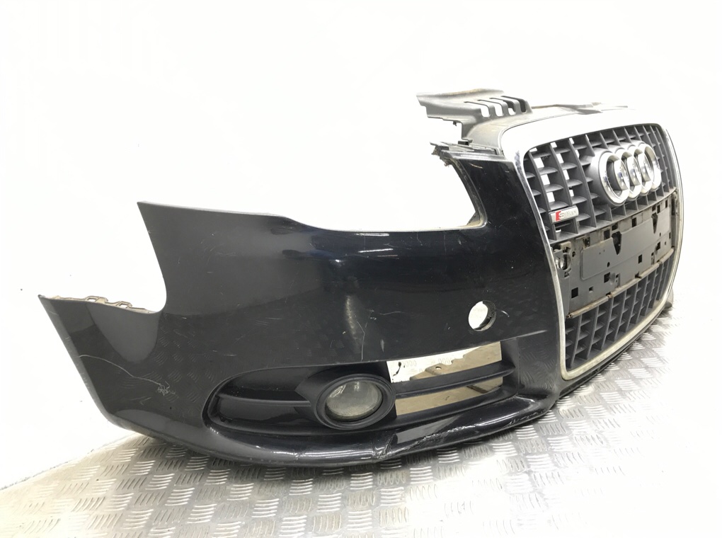 Бампер передний бу для Audi A4 B7 3.0 TDi,  2005 г.