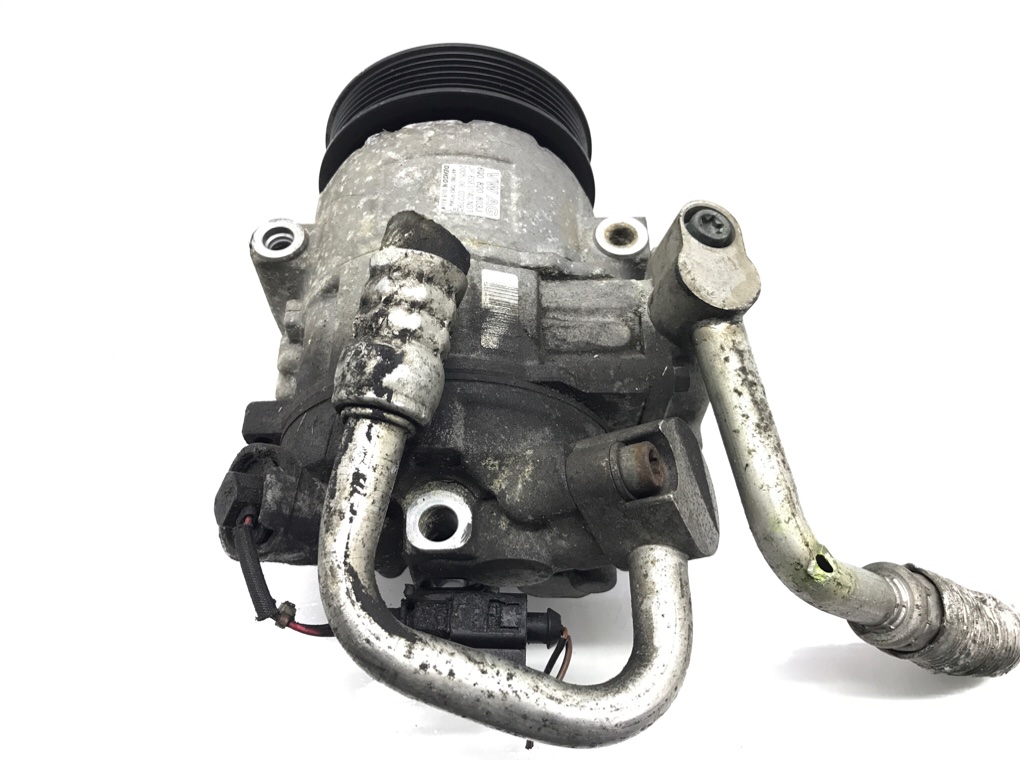 Компрессор кондиционера бу для Volkswagen Polo 4 1.4 i,  2003 г.