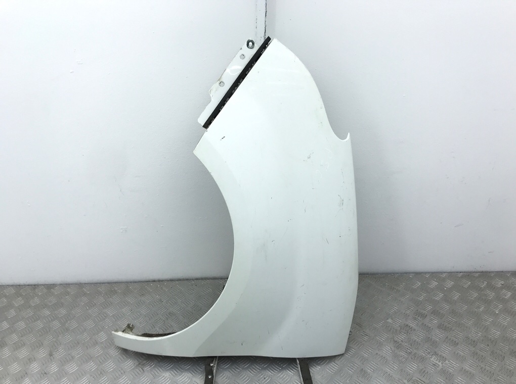 Крыло переднее левое бу для Opel Combo D 1.3 CDTI, 2013 г.