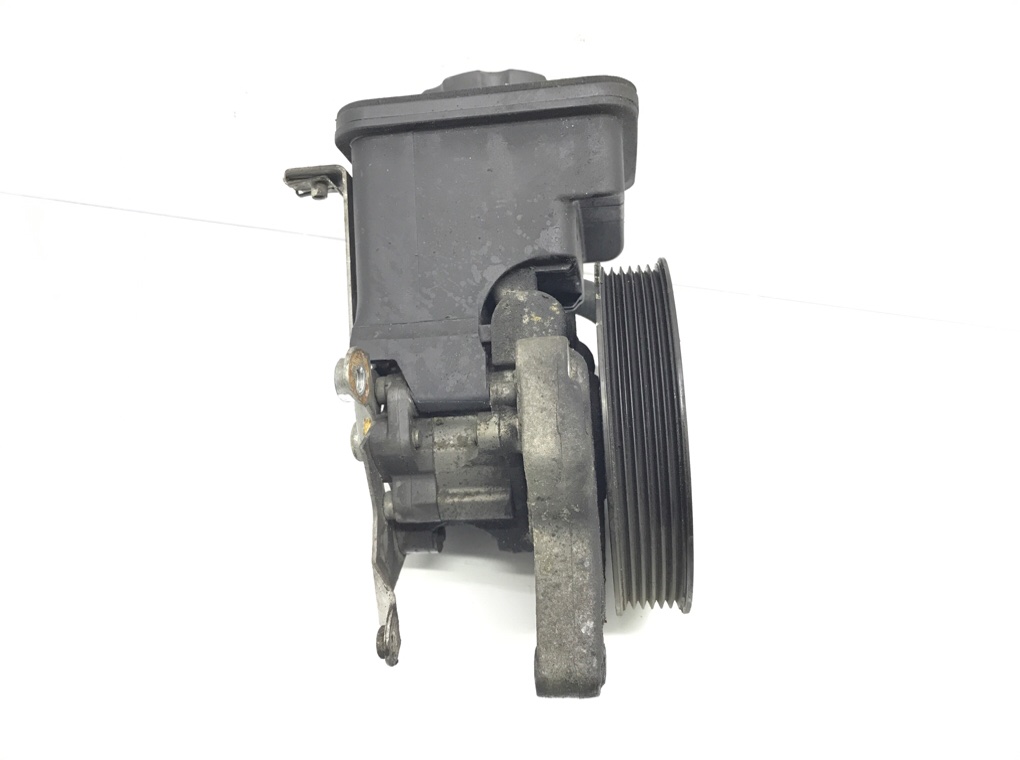 Насос гидроусилителя руля бу для BMW 5 E60/E61 2.5 TD, 2006 г. Насос гидроусилителя руля бу для BMW 5 E60/E61 2.5 TD, 2006 г.