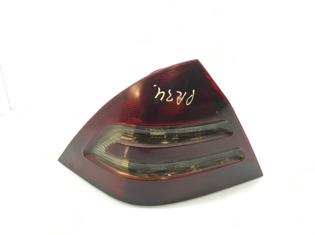 Фонарь задний левый бу для Mercedes C W203 1.8 i, 2002 г.