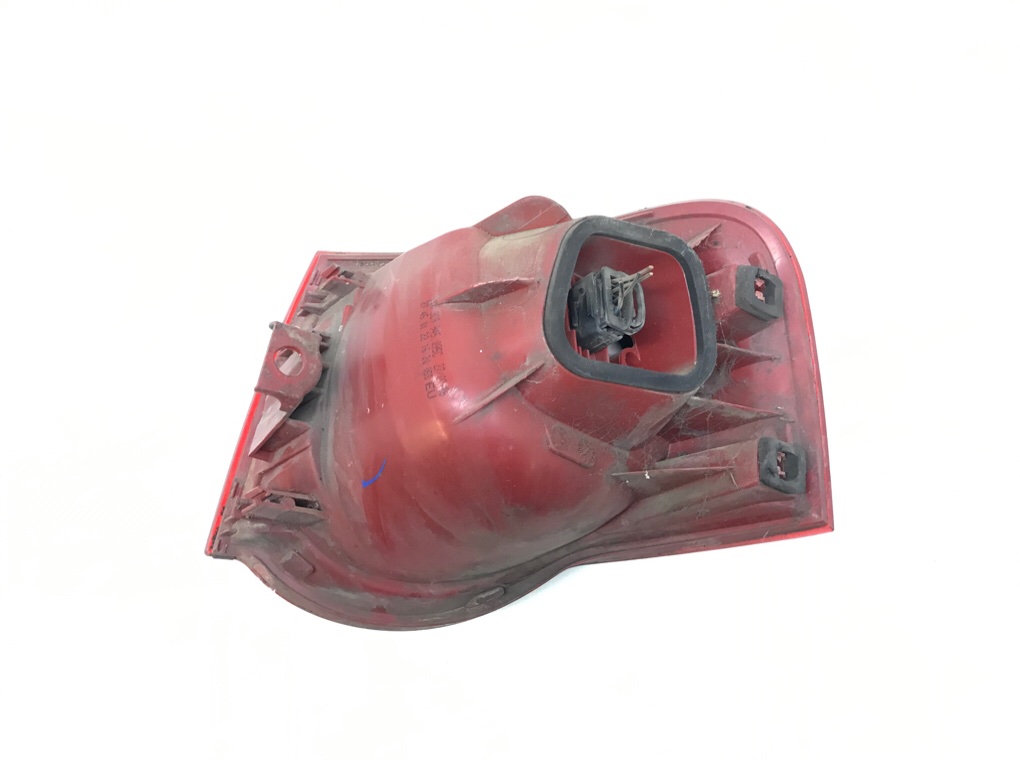 Фонарь задний левый бу для Volkswagen Passat B6 2.0 FSI,  2006 г.