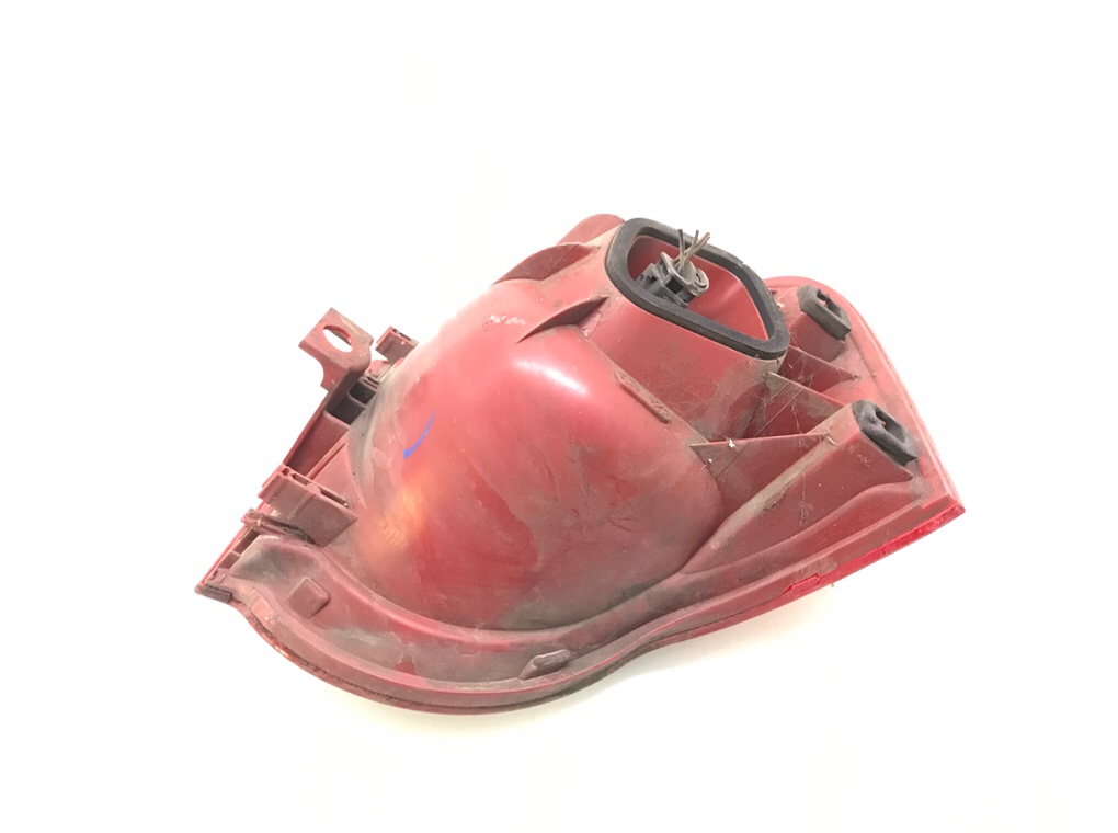 Фонарь задний левый бу для Volkswagen Passat B6 2.0 FSI,  2006 г.