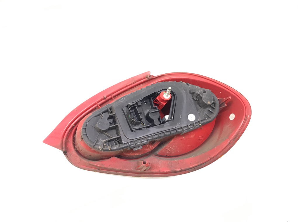 Фонарь задний левый бу для Toyota Aygo 1 1.0 i,  2007 г.