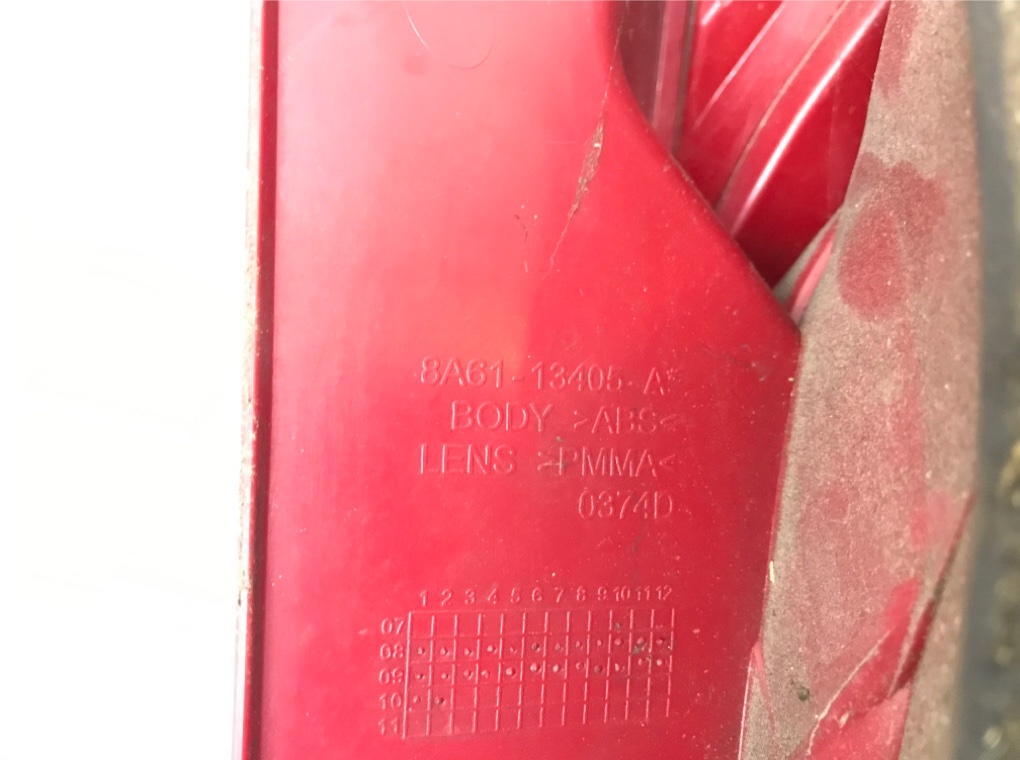 Фонарь задний левый бу для Ford Fiesta 6 1.4 TDCi, 2010 г. Фонарь задний левый бу для Ford Fiesta 6 1.4 TDCi, 2010 г.