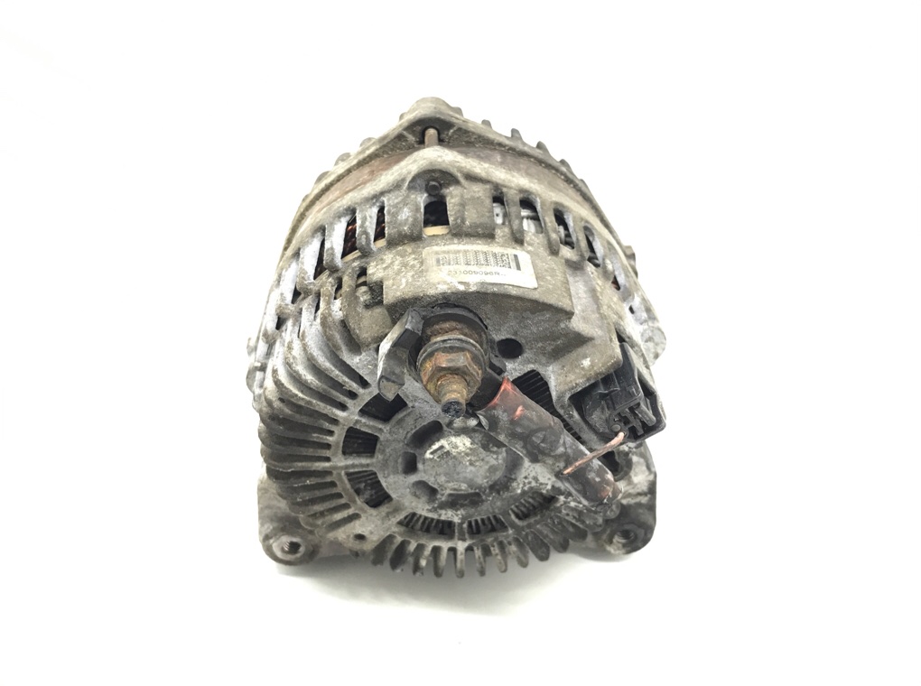 Генератор бу для Renault Trafic 3 1.6 CDTI,  2015 г.