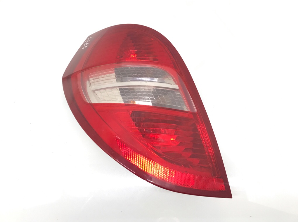 Фонарь задний левый бу для Mercedes A W169 1.5 i, 2011 г.