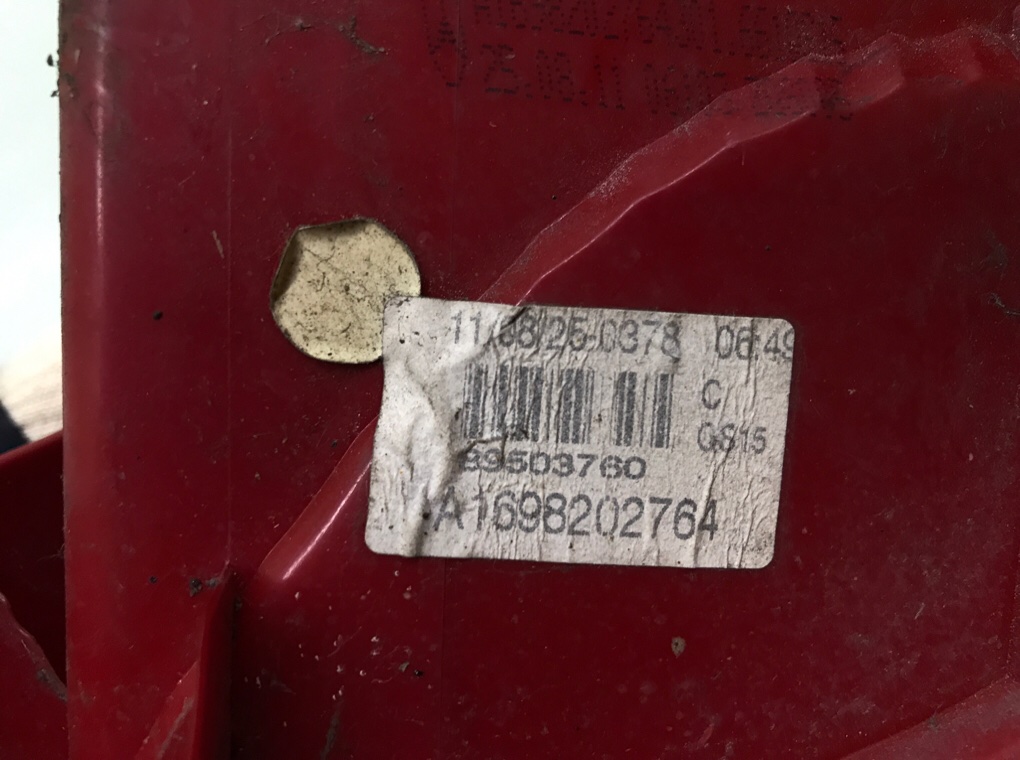 Фонарь задний левый бу для Mercedes A W169 1.5 i,  2011 г.