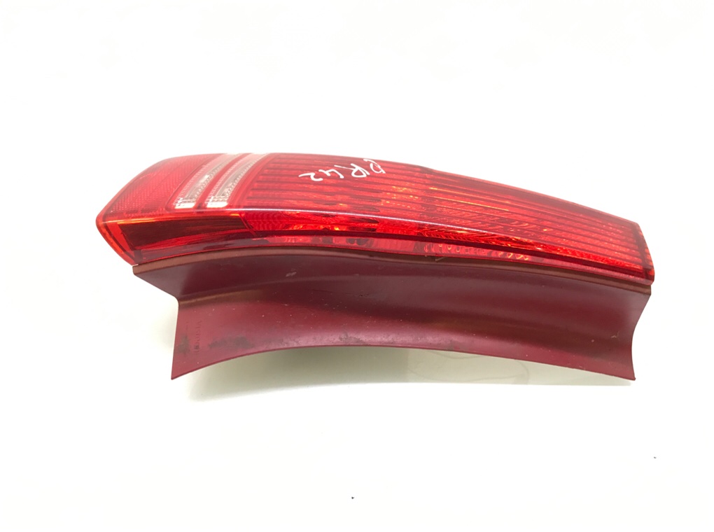 Фонарь задний левый бу для Citroen C4 1 1.6 i,  2008 г.