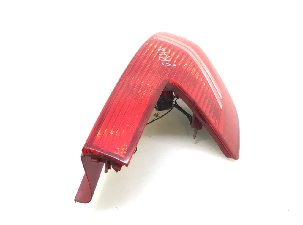 Фонарь задний левый бу для Citroen C4 1 1.6 i,  2008 г.