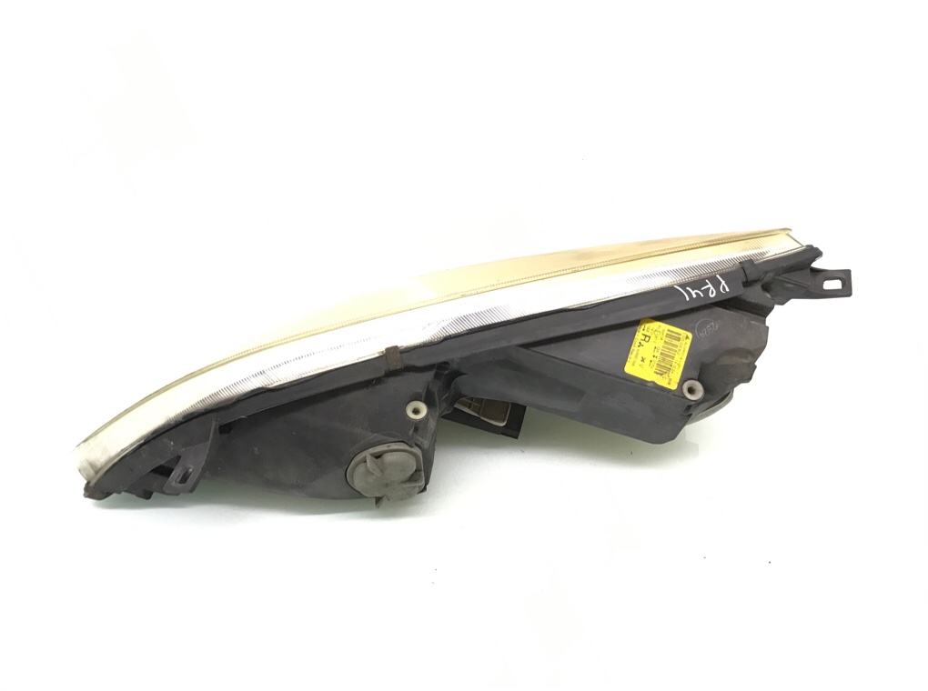 Фара правая бу для Mitsubishi Colt 6 1.3 i,  2006 г.