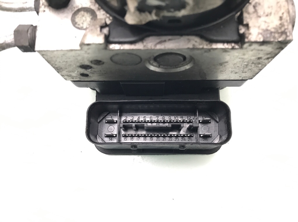 Блок ABS бу для Renault Megane 3 1.5 DCi, 2009 г. Блок ABS бу для Renault Megane 3 1.5 DCi, 2009 г.