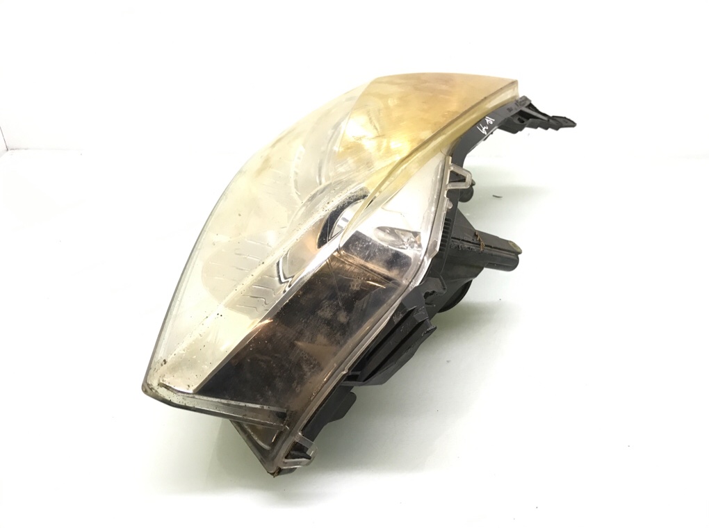 Фара правая бу для Opel Astra H 1.9 CDTi, 2007 г. Фара правая бу для Opel Astra H 1.9 CDTi, 2007 г.