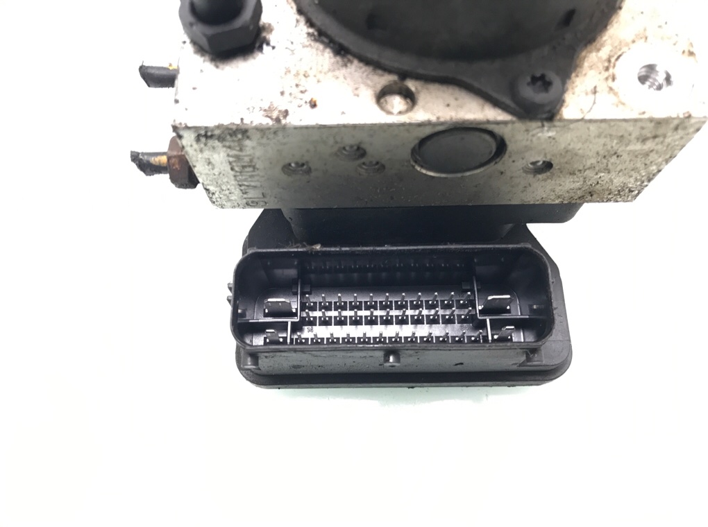 Блок ABS бу для Kia Sportage 3 1.7 CRDi,  2013 г.