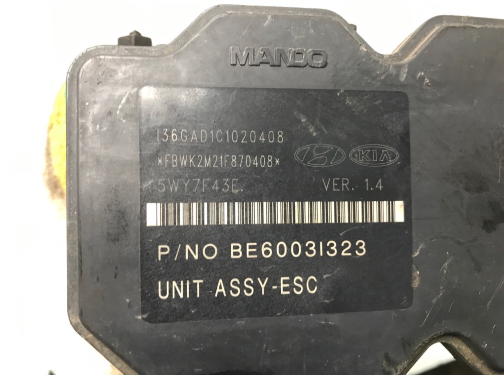 Блок ABS бу для Kia Sportage 3 1.7 CRDi,  2013 г.