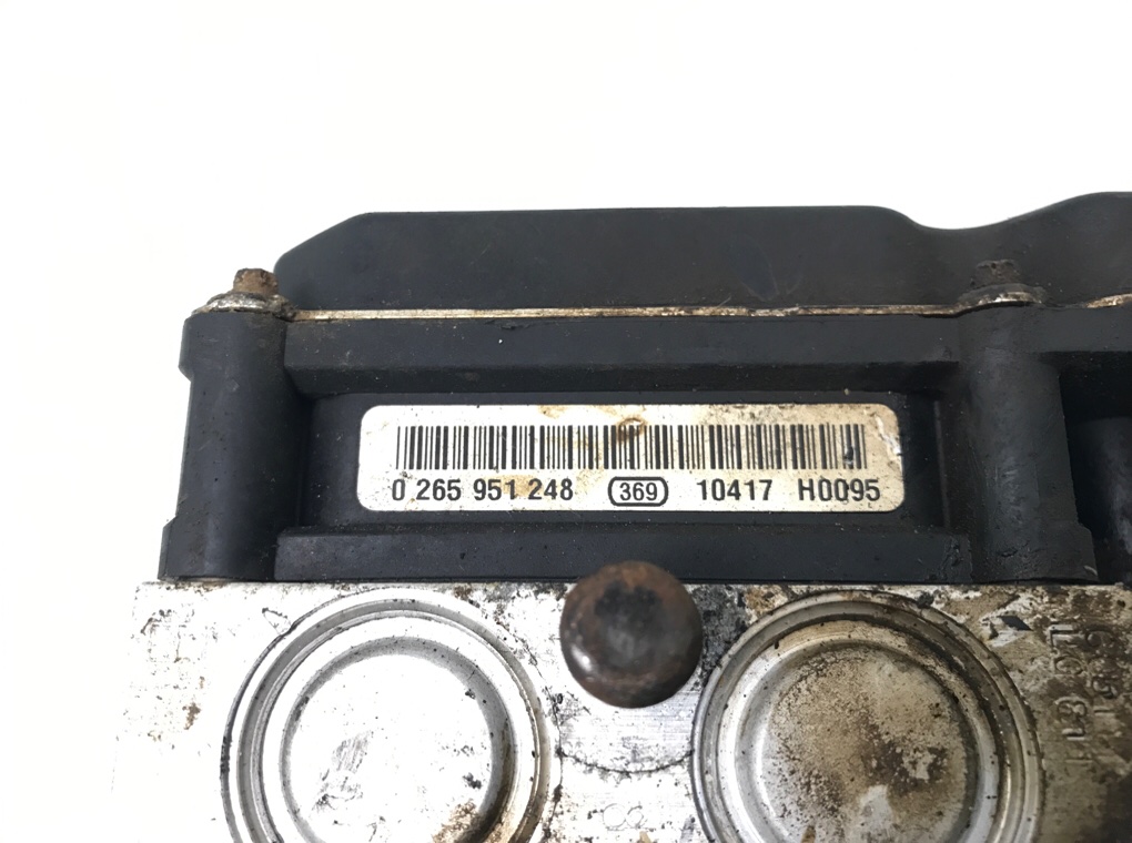 Блок ABS бу для Hyundai Santa Fe 2 2.2 CRDi, 2011 г. Блок ABS бу для Hyundai Santa Fe 2 2.2 CRDi, 2011 г.