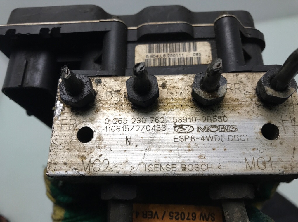 Блок ABS бу для Hyundai Santa Fe 2 2.2 CRDi, 2011 г. Блок ABS бу для Hyundai Santa Fe 2 2.2 CRDi, 2011 г.