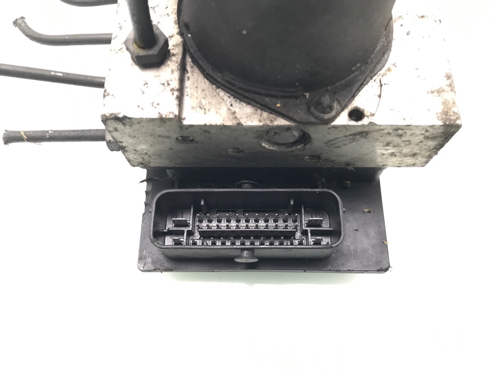 Блок ABS бу для Mercedes Sprinter 2.2 CDi, 2011 г. Блок ABS бу для Mercedes Sprinter 2.2 CDi, 2011 г.