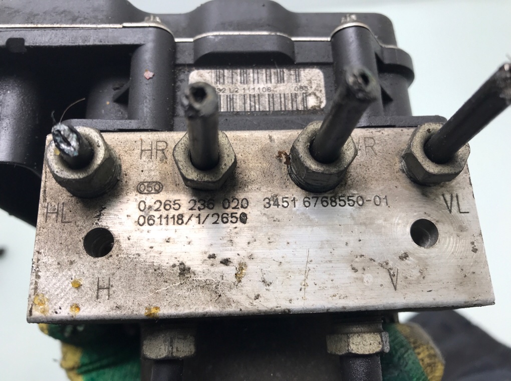 Блок ABS бу для BMW 5 E60/E61 3.0 TD,  2006 г.