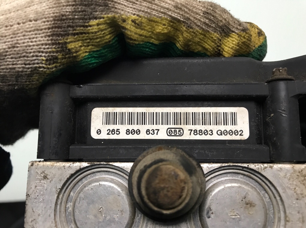 Блок ABS бу для Kia Ceed 1 1.4 i, 2008 г. Блок ABS бу для Kia Ceed 1 1.4 i, 2008 г.