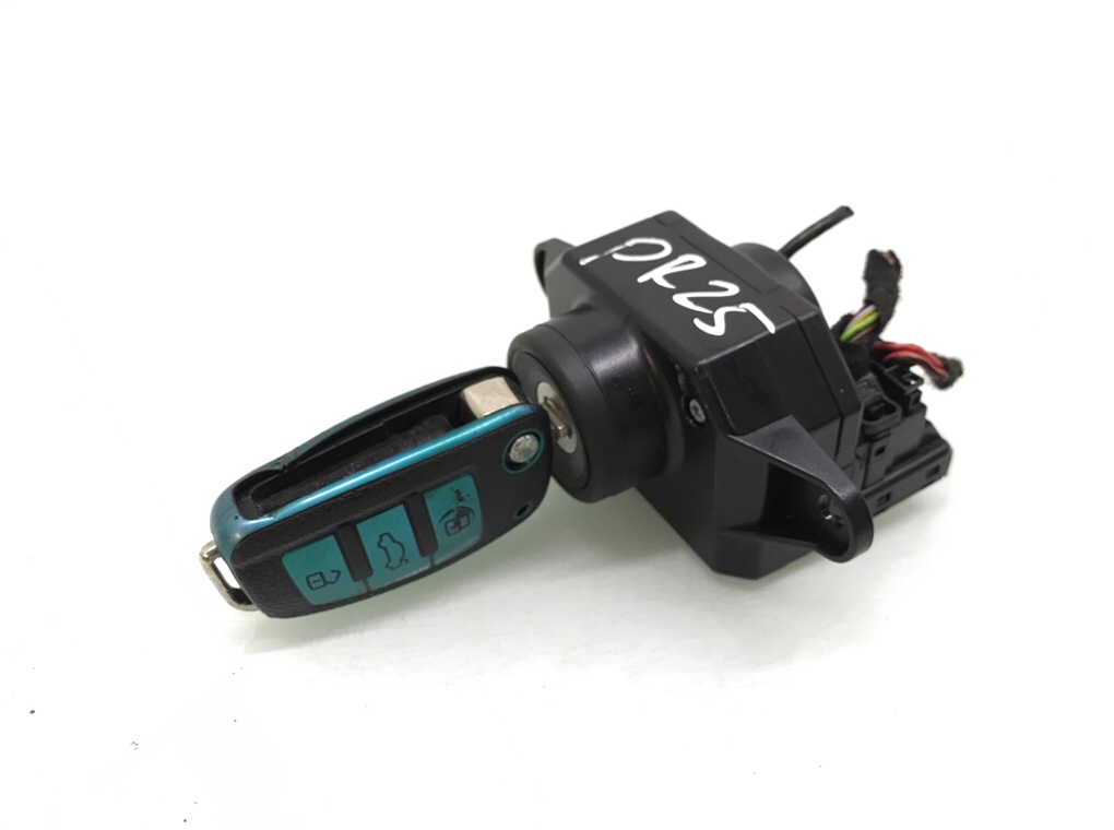 Замок зажигания бу для Audi A6 C6 2.0 TDi,  2006 г.