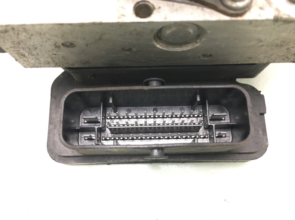 Блок ABS бу для Volkswagen Crafter  2.0 TDi,  2012 г.