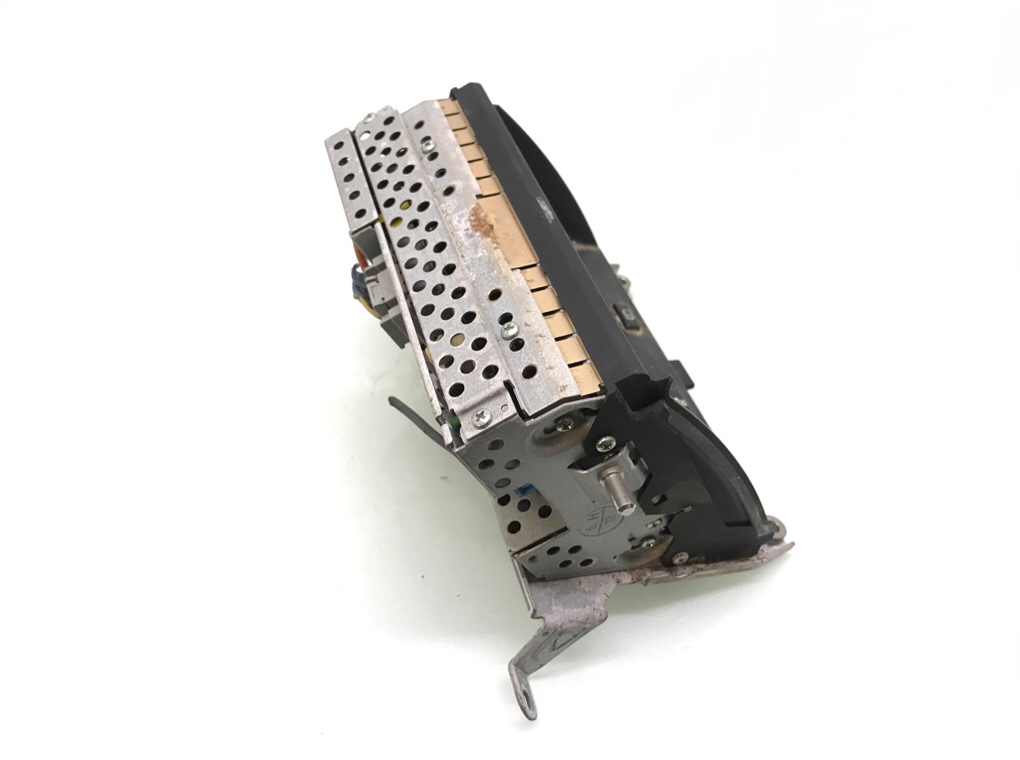 Дисплей бу для Land Rover Discovery 3 2.7 TD,  2006 г.