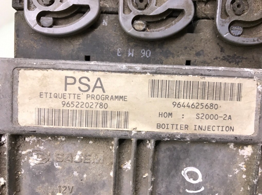 Блок управления двигателем бу для Peugeot 206 1 1.4 i, 2004 г. Блок управления двигателем бу для Peugeot 206 1 1.4 i, 2004 г.