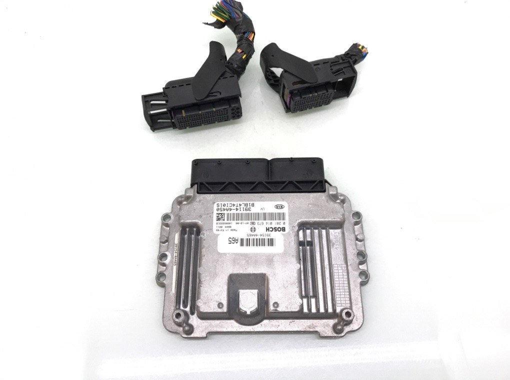 Блок управления двигателем бу для Kia Sorento 2.5 CRDi, 2009 г.