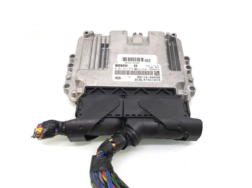 Блок управления двигателем бу для Kia Sorento 2.5 CRDi, 2009 г. Блок управления двигателем бу для Kia Sorento 2.5 CRDi, 2009 г.