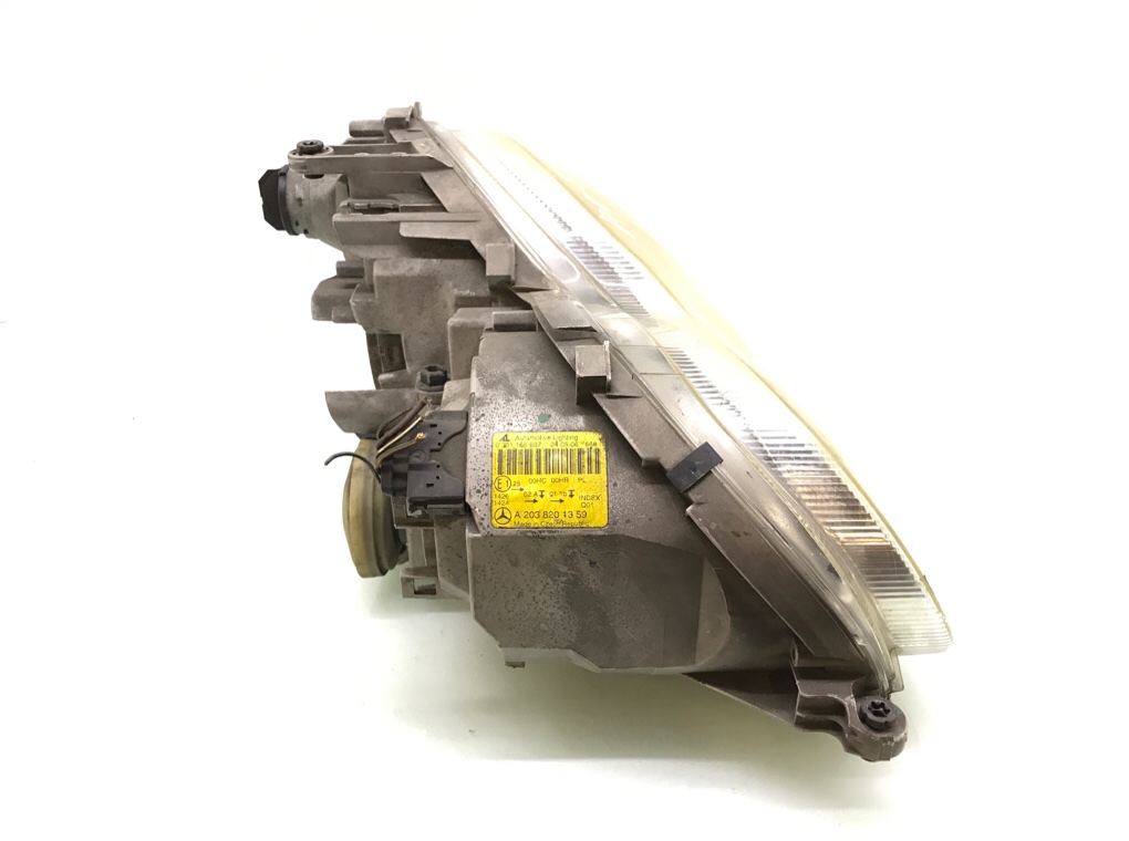 Фара левая бу для Mercedes C W203 1.8 i,  2006 г.