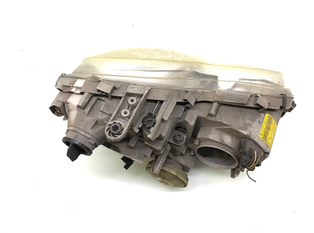 Фара левая бу для Mercedes C W203 1.8 i,  2006 г.