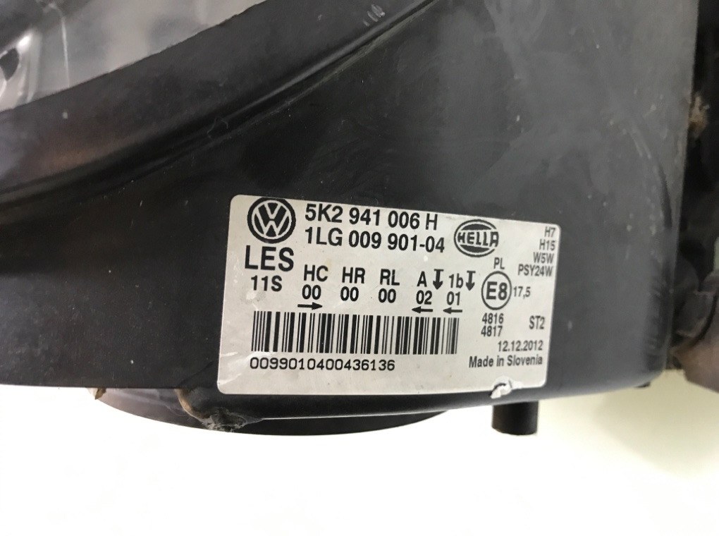 Фара правая бу для Volkswagen Golf 6 1.6 TDi, 2010 г. Фара правая бу для Volkswagen Golf 6 1.6 TDi, 2010 г.