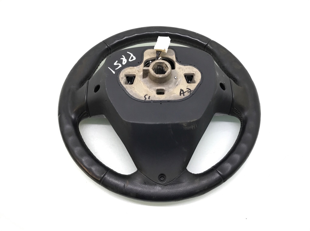 Руль бу для Ford Fiesta 6 1.6 i, 2012 г. Руль бу для Ford Fiesta 6 1.6 i, 2012 г.