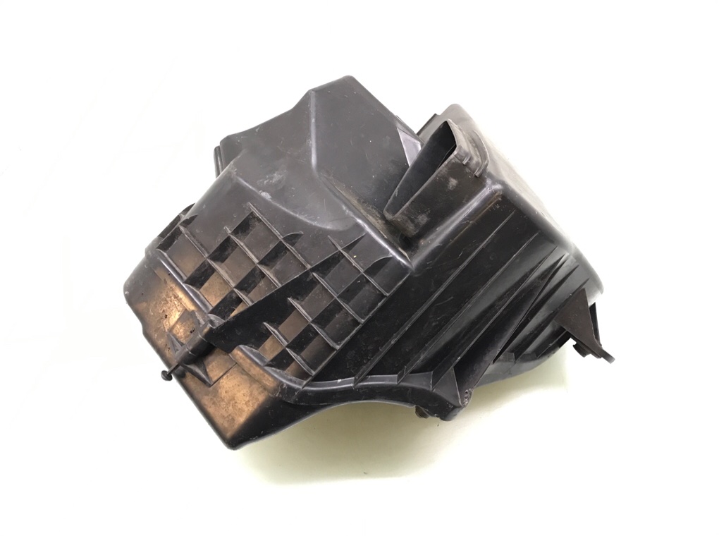 Корпус воздушного фильтра бу для BMW 1 E87/E81/E82/E88 1.6i,  2008 г.