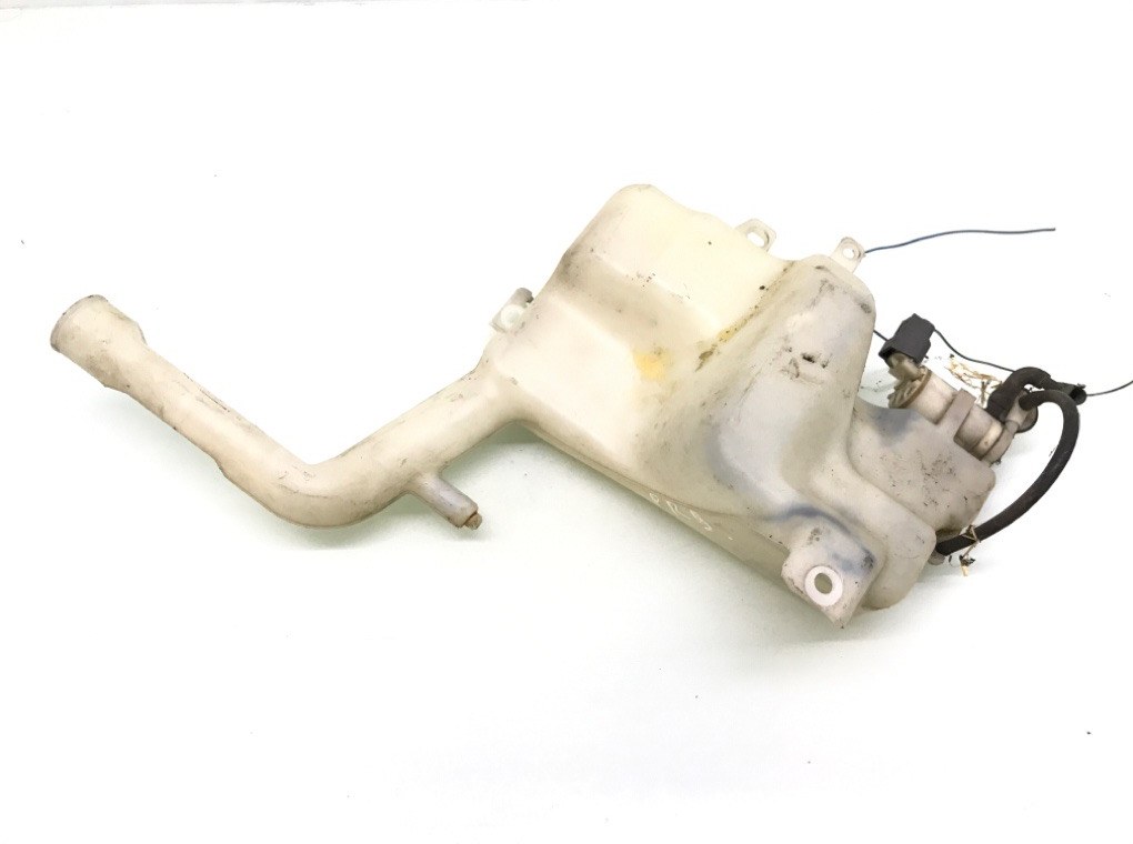 Бачок омывателя бу для Mazda 2 2 1.3 i, 2008 г.