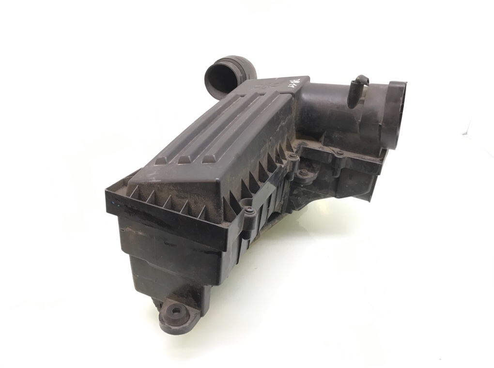 Корпус воздушного фильтра бу для Volkswagen Jetta 5 2.0 TDi, 2009 г. Корпус воздушного фильтра бу для Volkswagen Jetta 5 2.0 TDi, 2009 г.