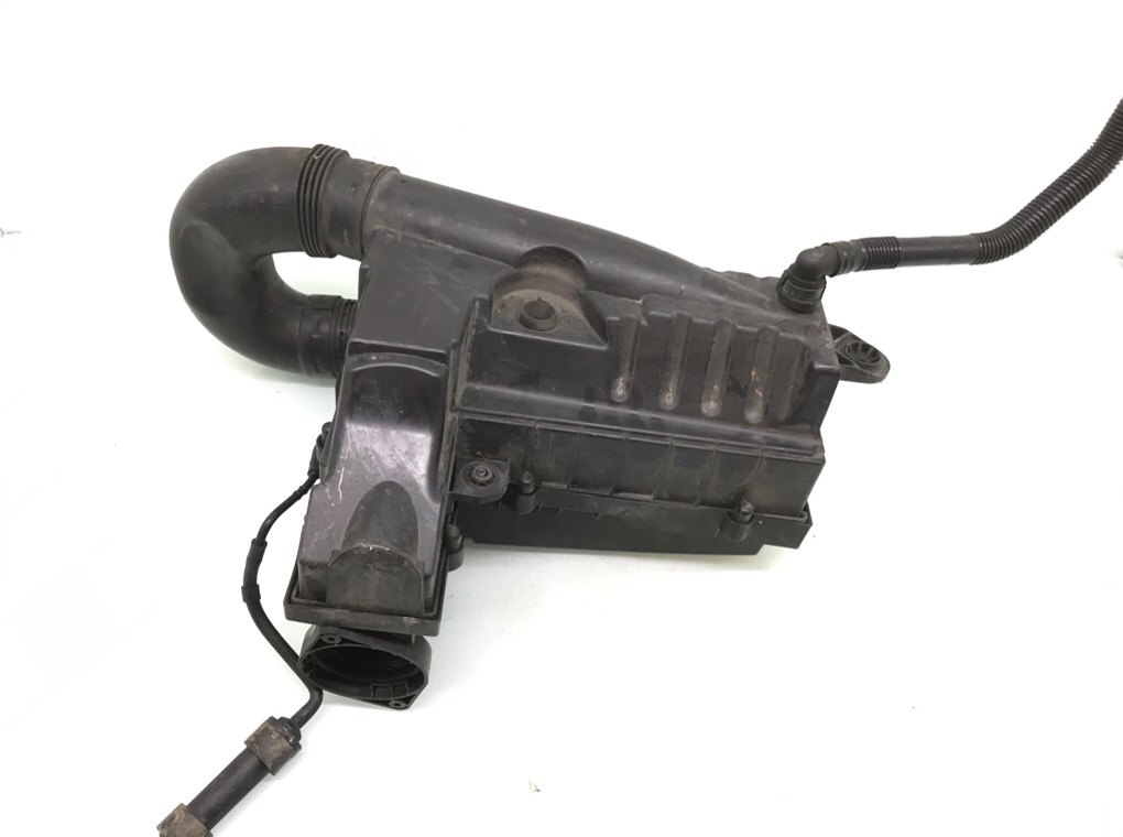 Корпус воздушного фильтра бу для Volkswagen Golf 6 1.6 TDi,  2011 г.