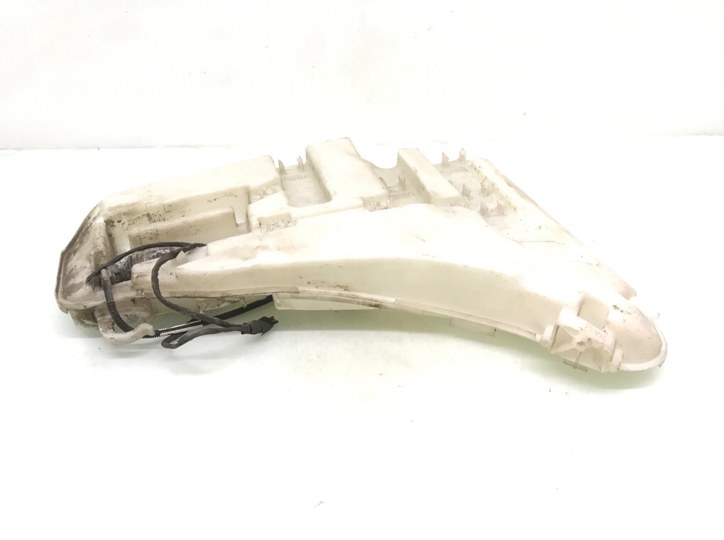 Бачок омывателя бу для BMW 5 F10/F11/GT F07 2.0 D,  2011 г.