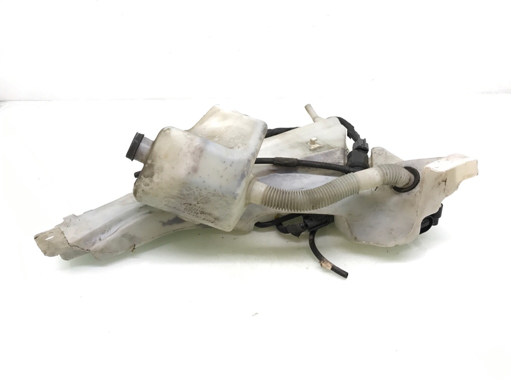 Бачок омывателя бу для Volvo C30  2.0 TD,  2010 г.