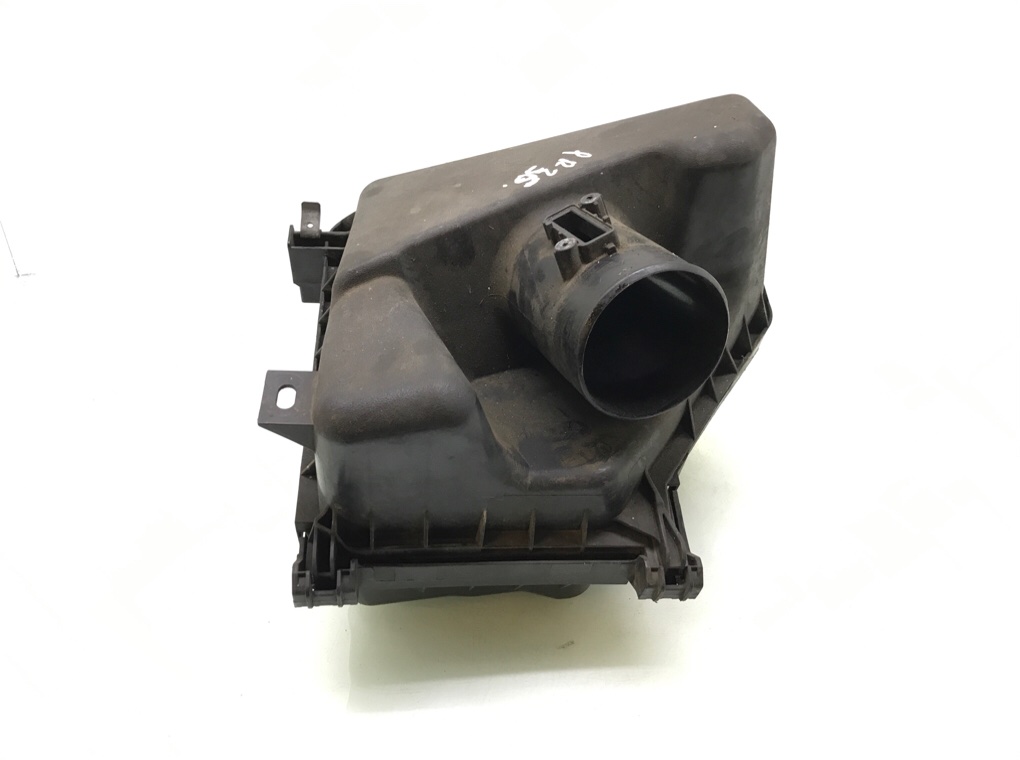 Корпус воздушного фильтра бу для Toyota Verso 2.0 D-4D, 2012 г. Корпус воздушного фильтра бу для Toyota Verso 2.0 D-4D, 2012 г.