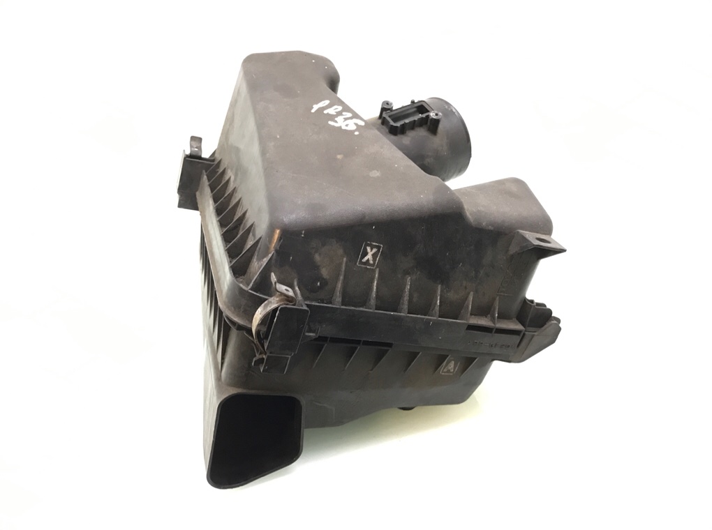 Корпус воздушного фильтра бу для Toyota Verso 2.0 D-4D, 2012 г. Корпус воздушного фильтра бу для Toyota Verso 2.0 D-4D, 2012 г.