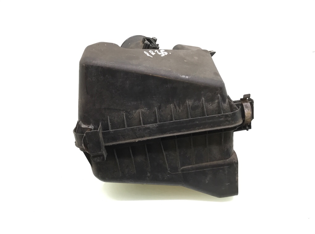 Корпус воздушного фильтра бу для Toyota Verso 2.0 D-4D, 2012 г. Корпус воздушного фильтра бу для Toyota Verso 2.0 D-4D, 2012 г.